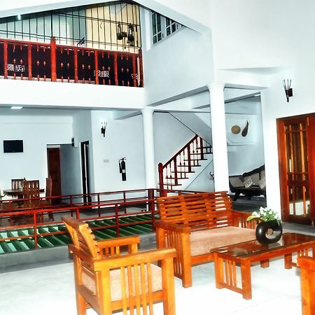 Aaranya Residence Канді Екстер'єр фото
