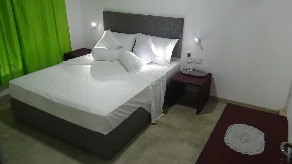 Aaranya Residence Канді Екстер'єр фото