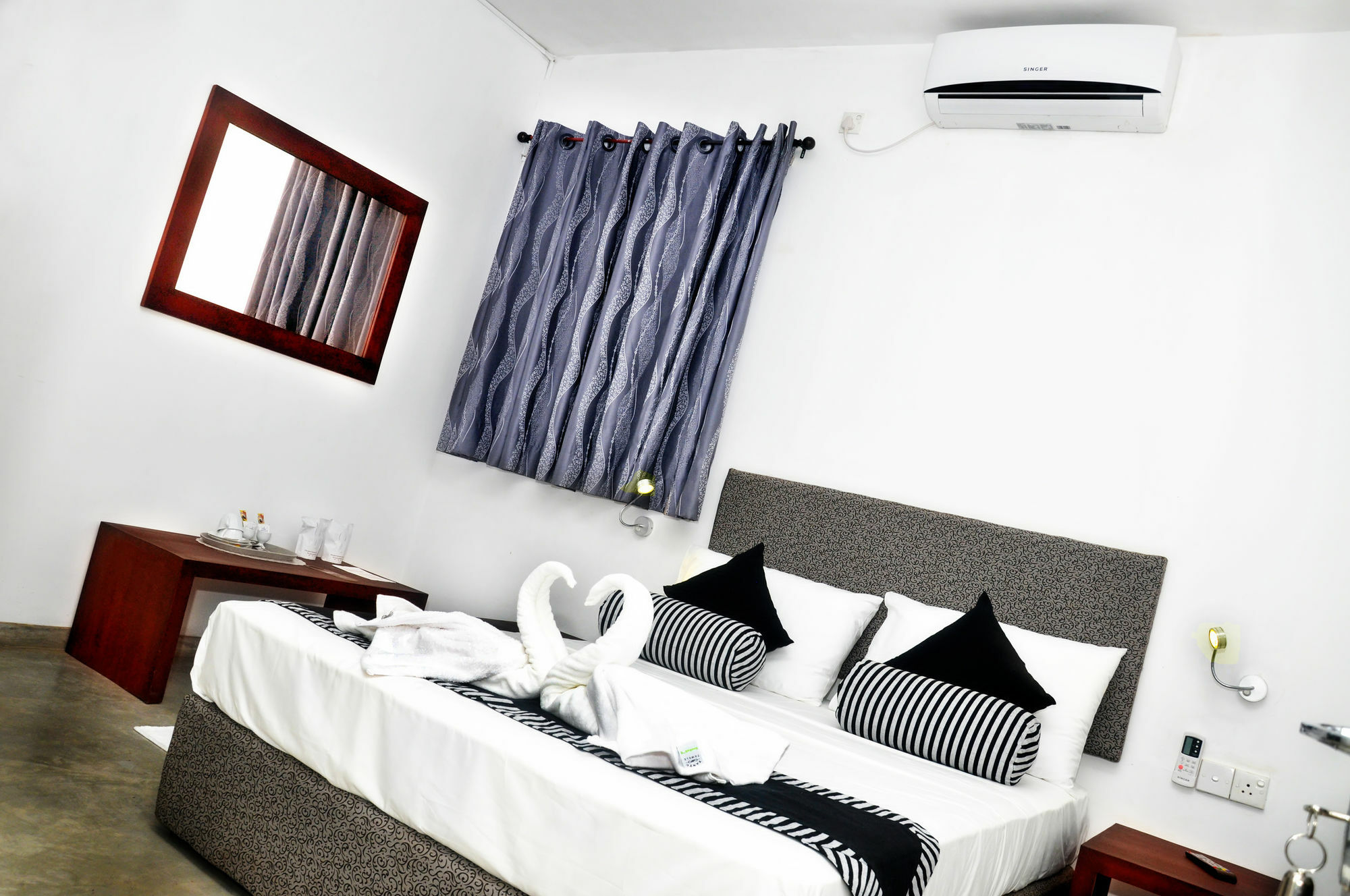 Aaranya Residence Канді Екстер'єр фото